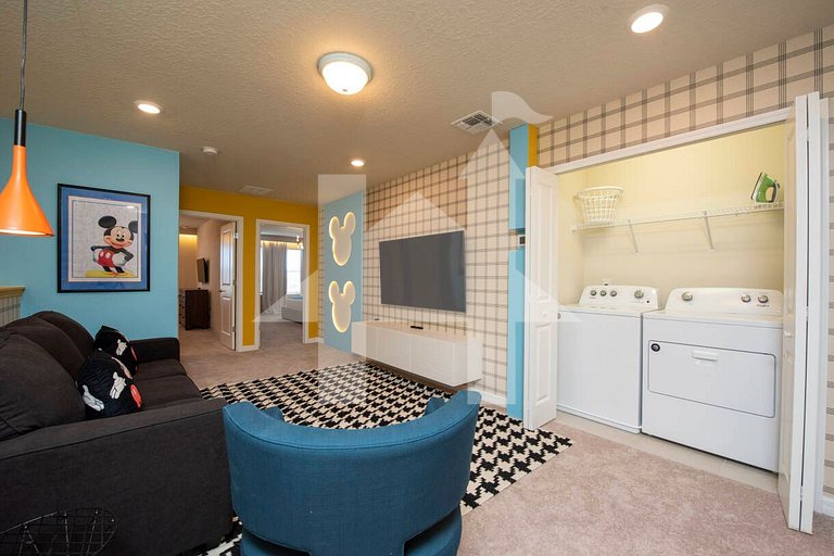 Vacation Home Near Disney, 5 bedrooms