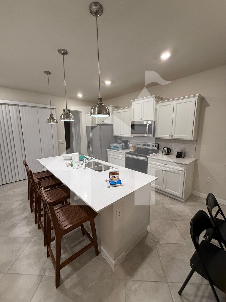 Vacation Home Near Disney, 5 bedrooms