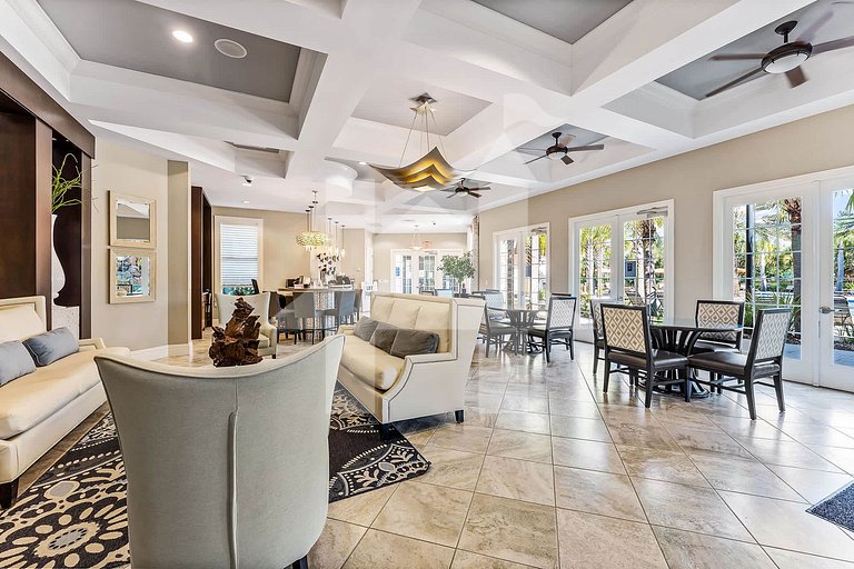 Vacation Home Near Disney, 6 bedrooms