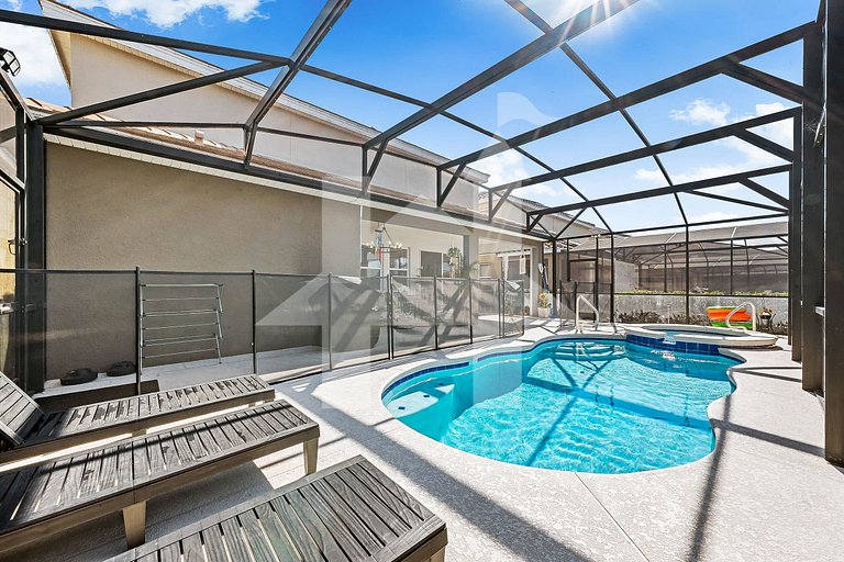 Vacation Home Near Disney, 6 bedrooms