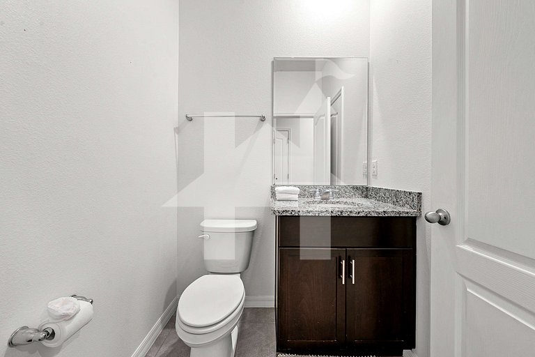 Vacation Home Near Disney, 6 bedrooms