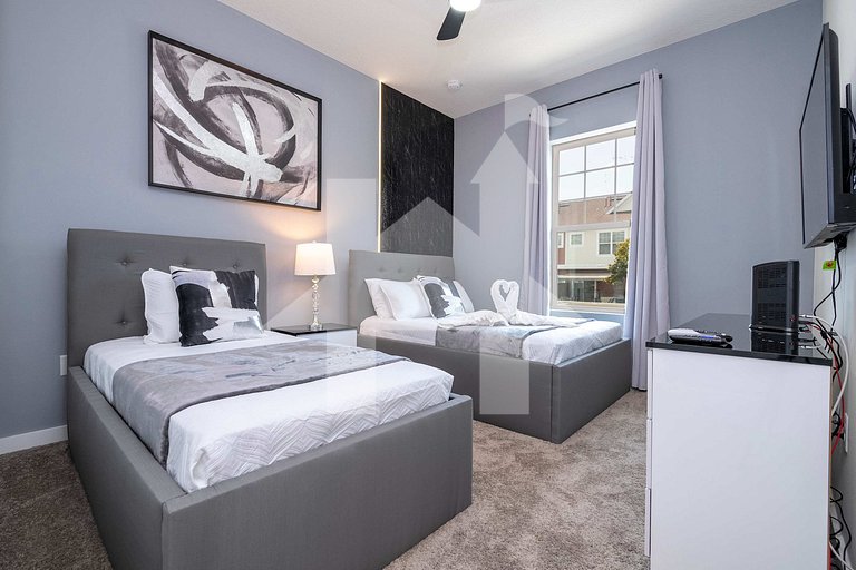 Vacation Home Near Disney, 3 bedrooms