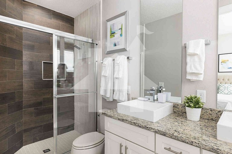 Vacation Home Near Disney, 4 bedrooms