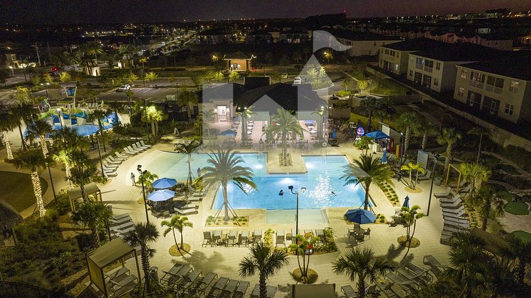 Vacation Home Near Disney, 6 bedrooms