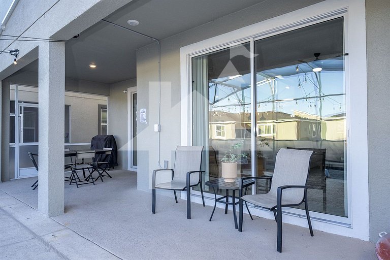 Vacation Home Near Disney, 6 bedrooms