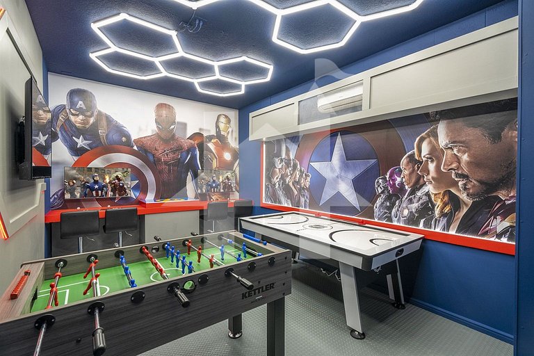 Vacation Home Near Disney, 6 bedrooms