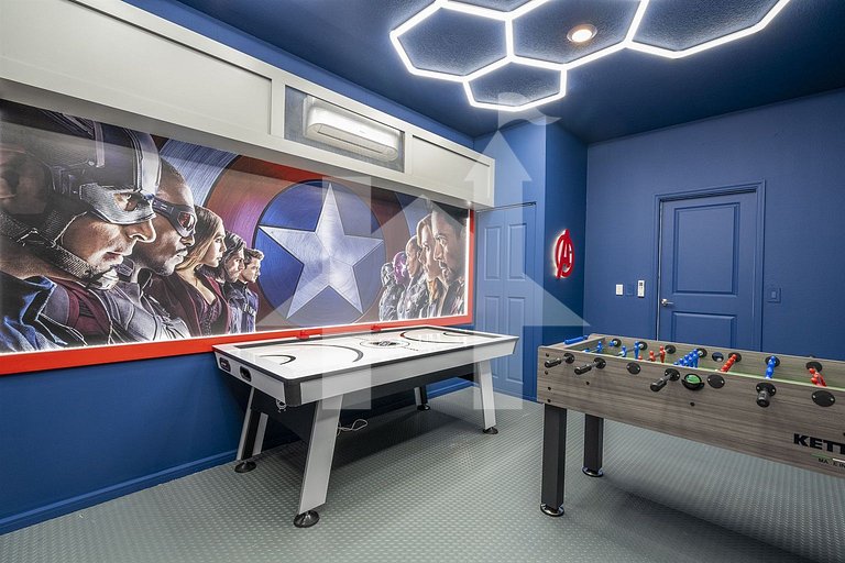 Vacation Home Near Disney, 6 bedrooms