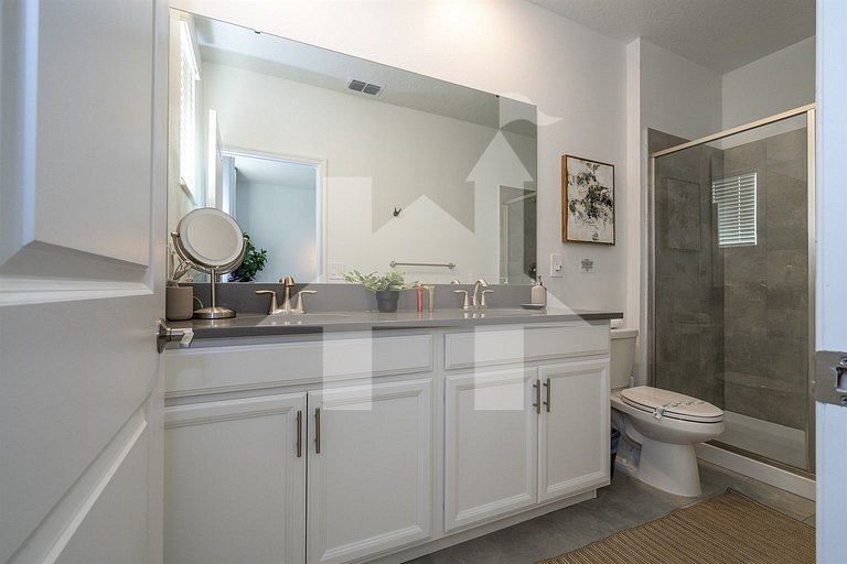 Vacation Home Near Disney, 6 bedrooms