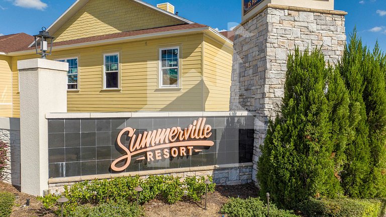 Vacation Home Near Disney, 4 bedrooms