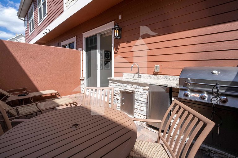 Vacation Home Near Disney, 4 bedrooms