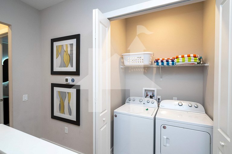 Vacation Home Near Disney, 4 bedrooms