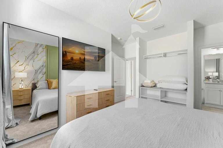 Vacation Home Near Disney, 5 bedrooms