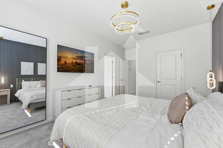 Vacation Home Near Disney, 5 bedrooms