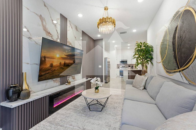 Vacation Home Near Disney, 5 bedrooms