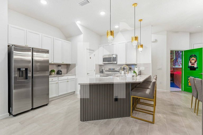 Vacation Home Near Disney, 5 bedrooms