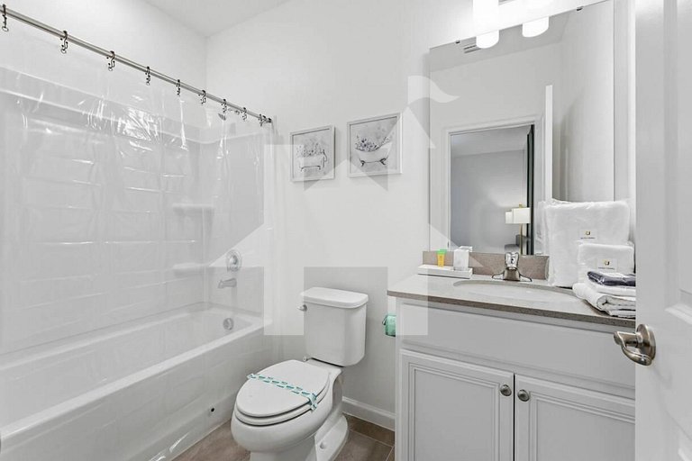 Vacation Home Near Disney, 5 bedrooms