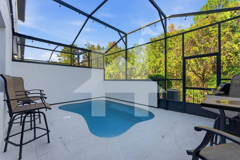 Vacation Home Near Disney, 5 bedrooms