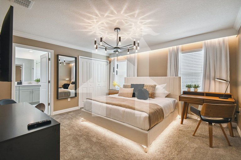 Vacation Home Near Disney, 4 bedrooms