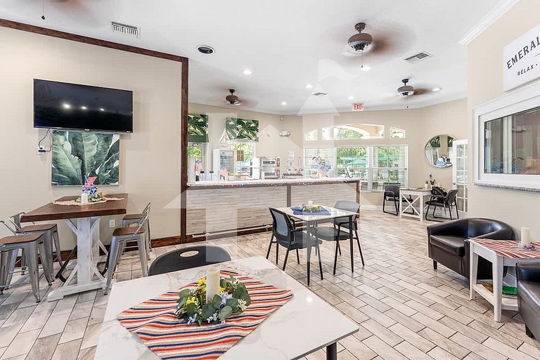 Vacation Home Near Disney, 4 bedrooms