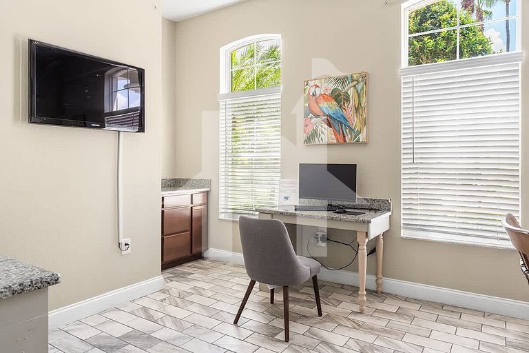 Vacation Home Near Disney, 4 bedrooms