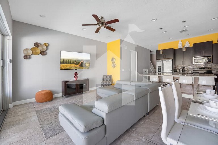 Vacation Home Near Disney, 4 bedrooms