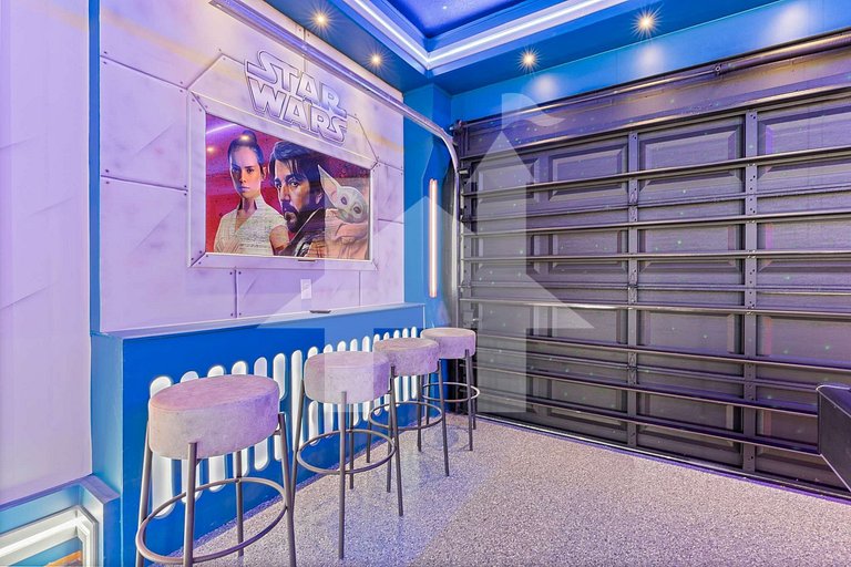 Vila Luxuosa 5 Quartos com Piscina e Lazer