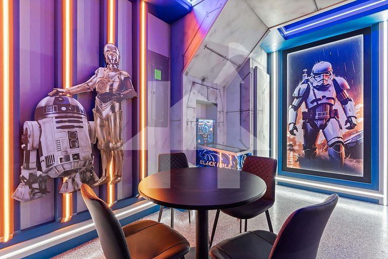 Luxury 5BR Villa with Pool and Themed Bedrooms