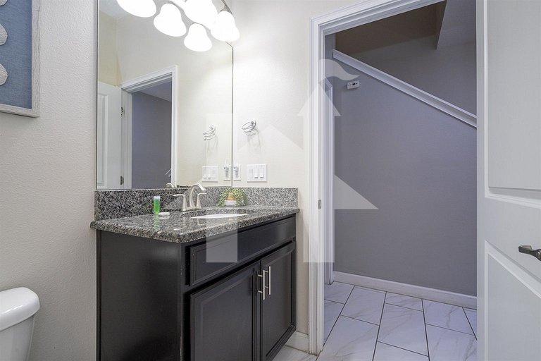 Vacation Home Near Disney, 4 bedrooms