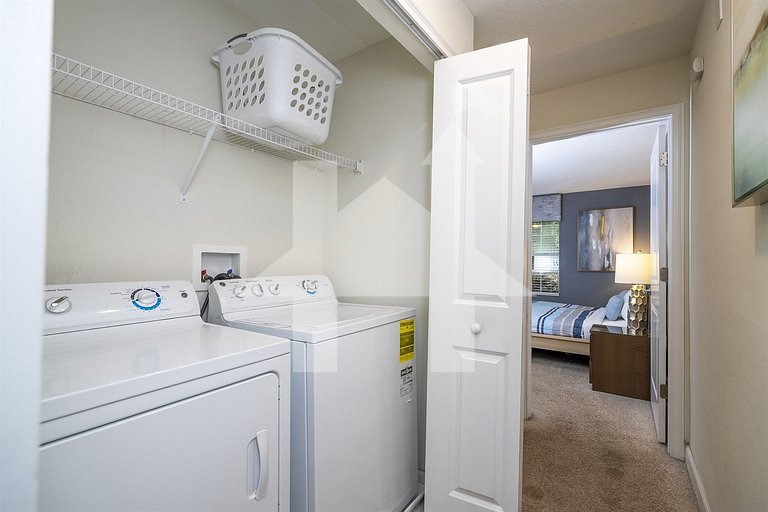 Vacation Home Near Disney, 4 bedrooms