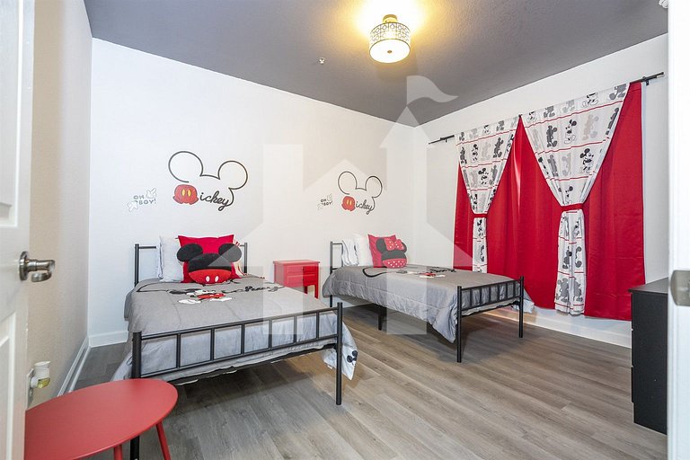 Vacation Home Near Disney, 3 bedrooms
