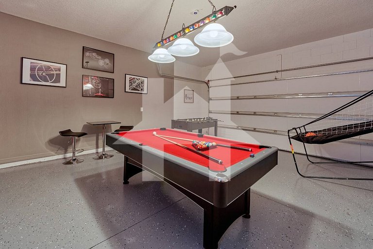 Vacation Home Near Disney, 5 bedrooms