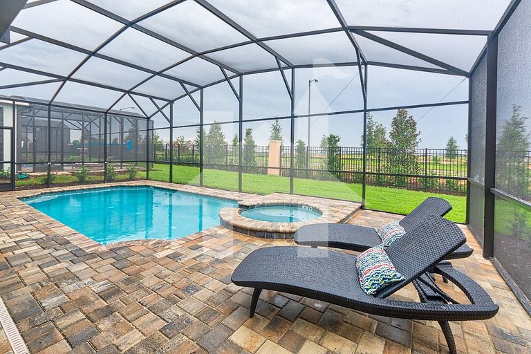 Vacation Home Near Disney, 5 bedrooms