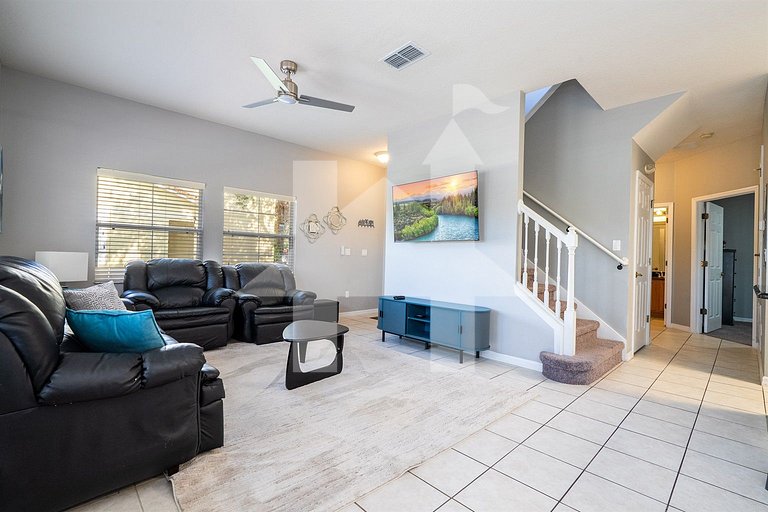 Vacation Home Near Disney, 4 bedrooms