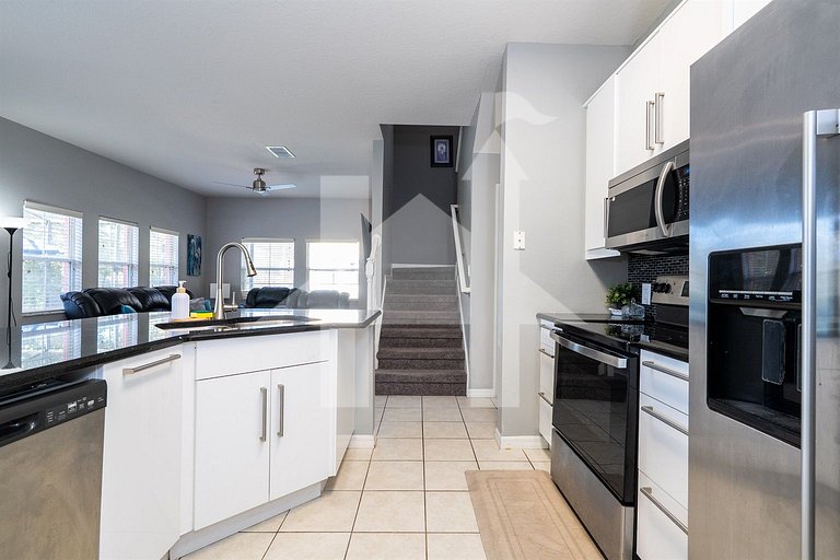 Vacation Home Near Disney, 4 bedrooms