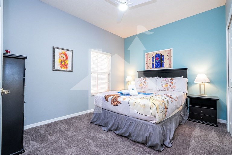 Vacation Home Near Disney, 4 bedrooms