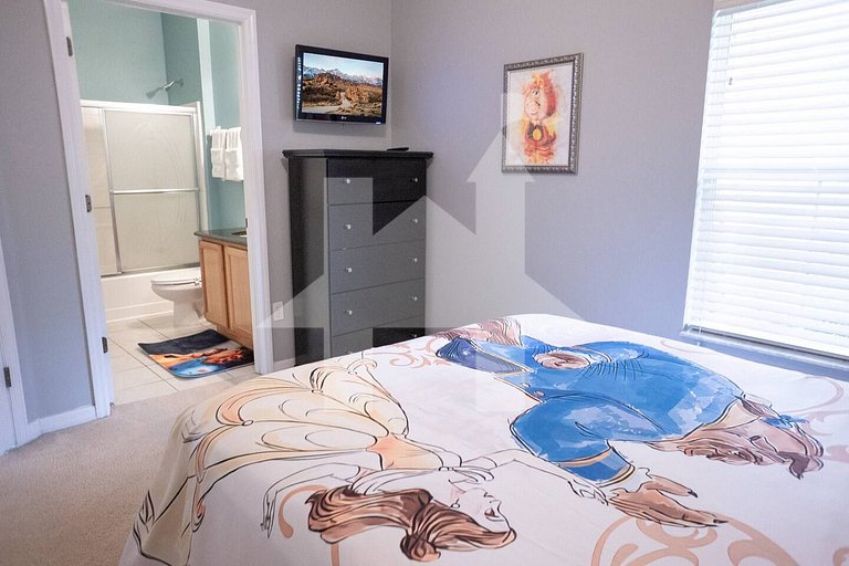 Vacation Home Near Disney, 4 bedrooms