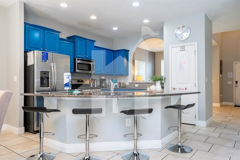 Vacation Home Near Disney, 6 bedrooms