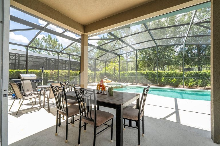 Vacation Home Near Disney, 6 bedrooms