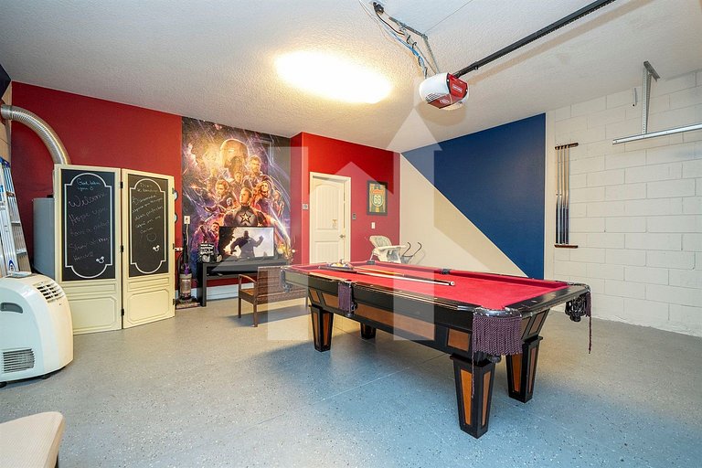 Vacation Home Near Disney, 6 bedrooms