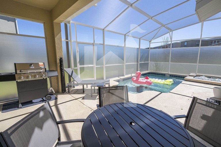 Vacation Home Near Disney, 5 bedrooms