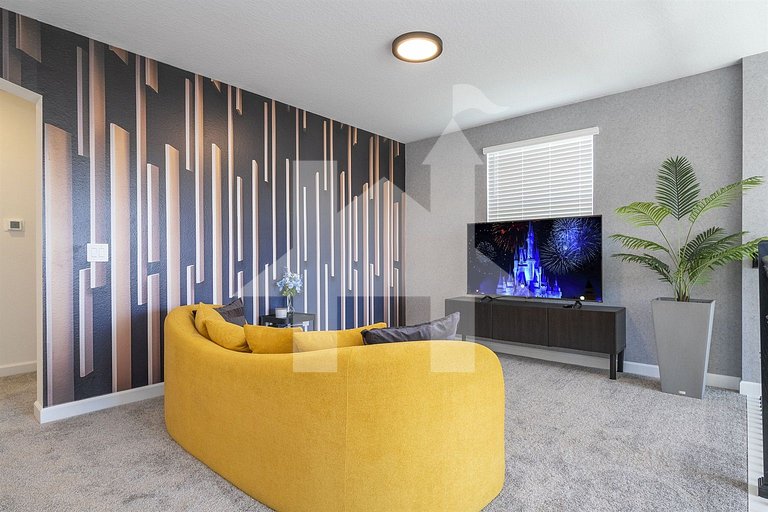 Vacation Home Near Disney, 5 bedrooms