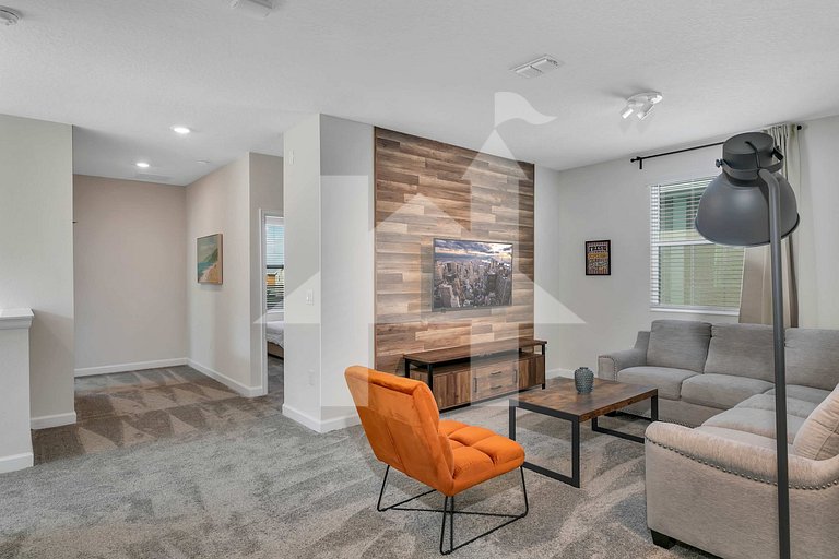 Vacation Home Near Disney, 6 bedrooms