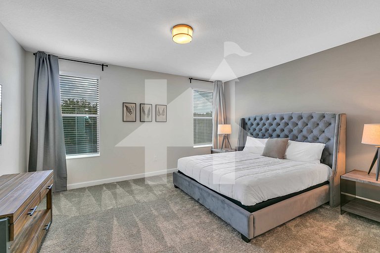 Vacation Home Near Disney, 6 bedrooms