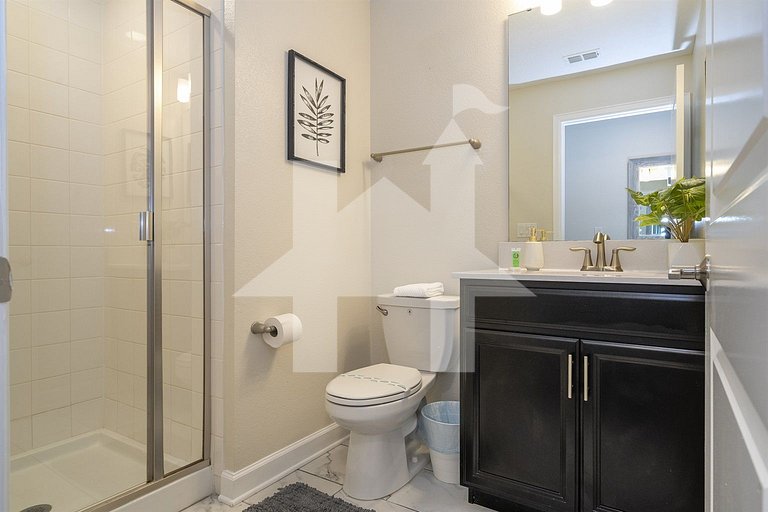 Vacation Home Near Disney, 5 bedrooms