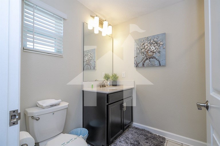 Vacation Home Near Disney, 5 bedrooms