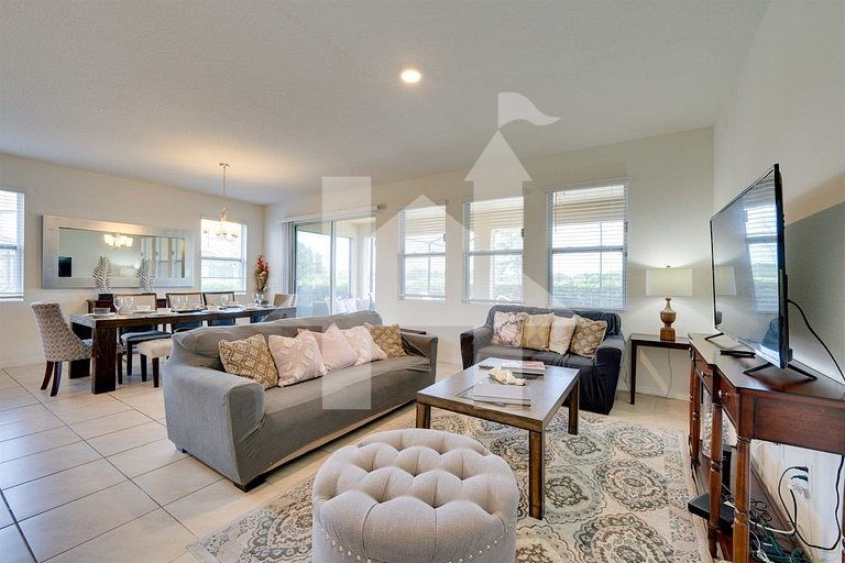 Vacation Home Near Disney, 7 bedrooms