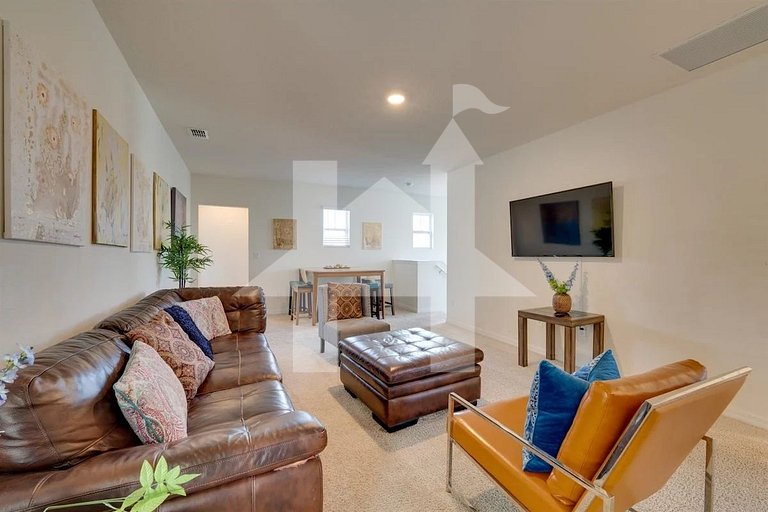 Vacation Home Near Disney, 7 bedrooms