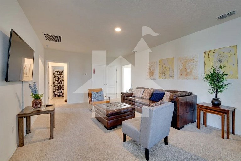 Vacation Home Near Disney, 7 bedrooms