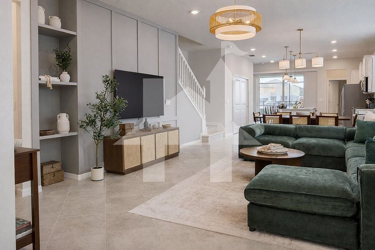 Vacation Home Near Disney, 5 bedrooms