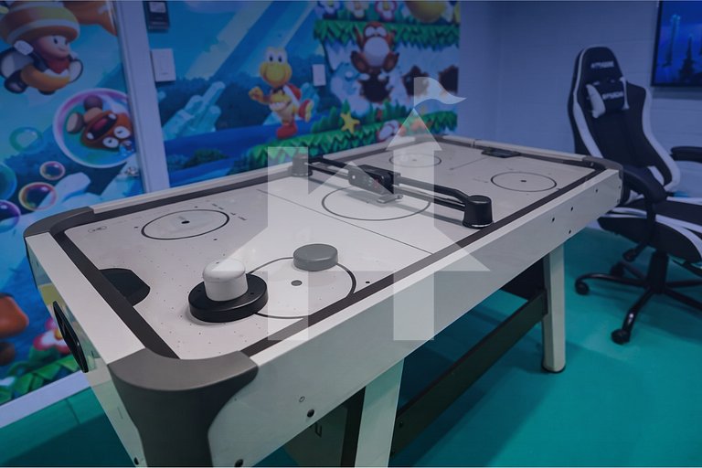 Vacation Home Near Disney, 5 bedrooms